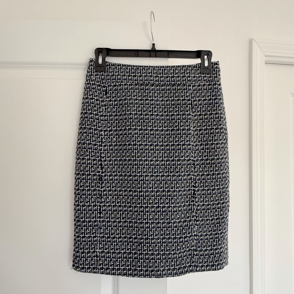 NWOT Tory Burch Navy Tweed Skirt